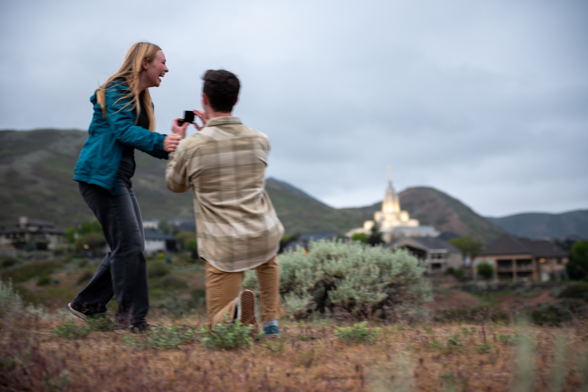 The proposal near the Draper Utah Temple